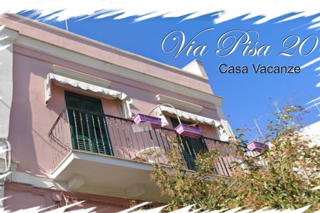 Via Pisa 20 Mansarda Apartment Bari Bagian luar foto
